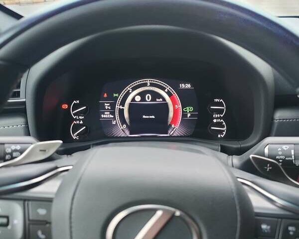 Черный Лексус ЛХ, объемом двигателя 3.35 л и пробегом 94 тыс. км за 113000 $, фото 10 на Automoto.ua