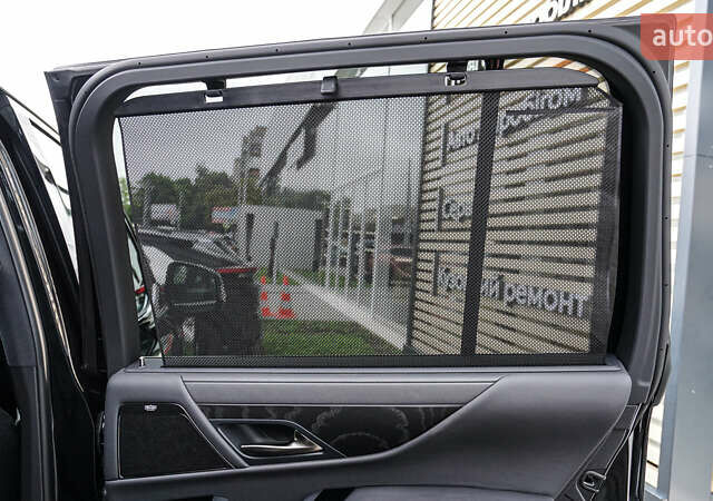 Черный Лексус ЛХ, объемом двигателя 3.45 л и пробегом 20 тыс. км за 130497 $, фото 37 на Automoto.ua