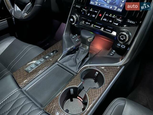 Черный Лексус ЛХ, объемом двигателя 3.45 л и пробегом 26 тыс. км за 137000 $, фото 53 на Automoto.ua