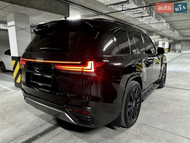 Черный Лексус ЛХ, объемом двигателя 3.45 л и пробегом 26 тыс. км за 137000 $, фото 13 на Automoto.ua