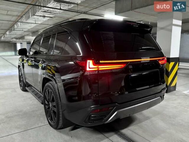 Черный Лексус ЛХ, объемом двигателя 3.45 л и пробегом 26 тыс. км за 137000 $, фото 9 на Automoto.ua
