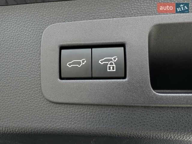 Лексус ЛХ 2023 в Стрые на Automoto.ua Черный Лексус ЛХ, объемом двигателя 3.35 л и пробегом 43 тыс. км за 119500 $, фото 153 на Automoto.ua