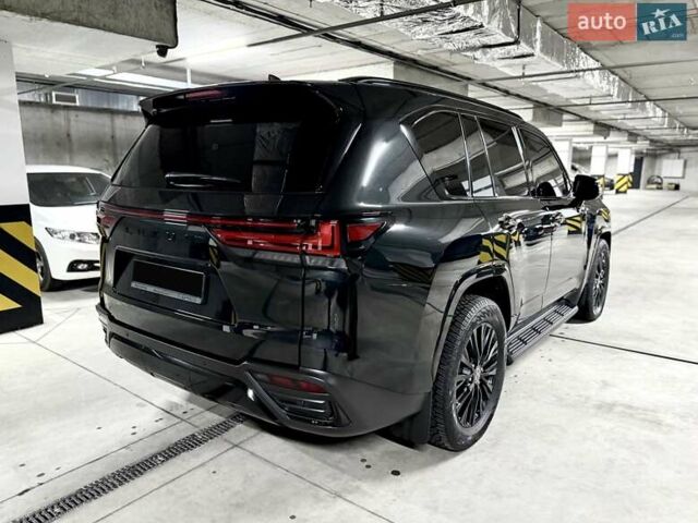 Черный Лексус ЛХ, объемом двигателя 3.35 л и пробегом 35 тыс. км за 125000 $, фото 11 на Automoto.ua