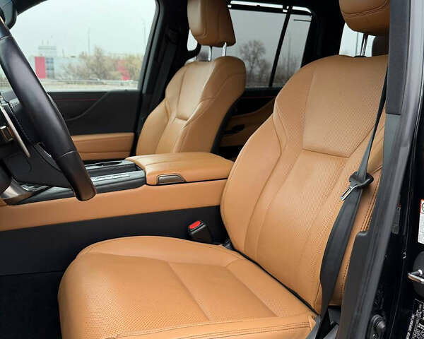 Черный Лексус ЛХ, объемом двигателя 3.35 л и пробегом 69 тыс. км за 114500 $, фото 12 на Automoto.ua
