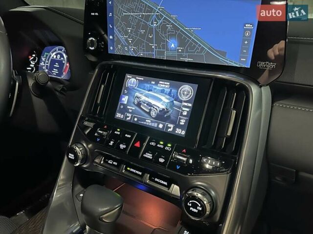 Черный Лексус ЛХ, объемом двигателя 3.45 л и пробегом 26 тыс. км за 137000 $, фото 52 на Automoto.ua