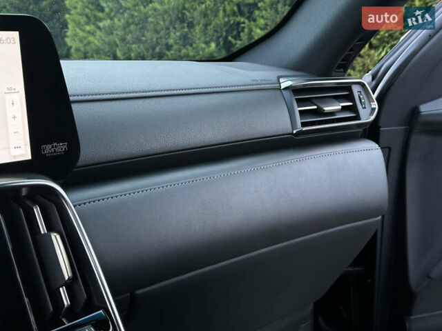 Чорний Лексус ЛХ, об'ємом двигуна 3.35 л та пробігом 120 тис. км за 99000 $, фото 66 на Automoto.ua