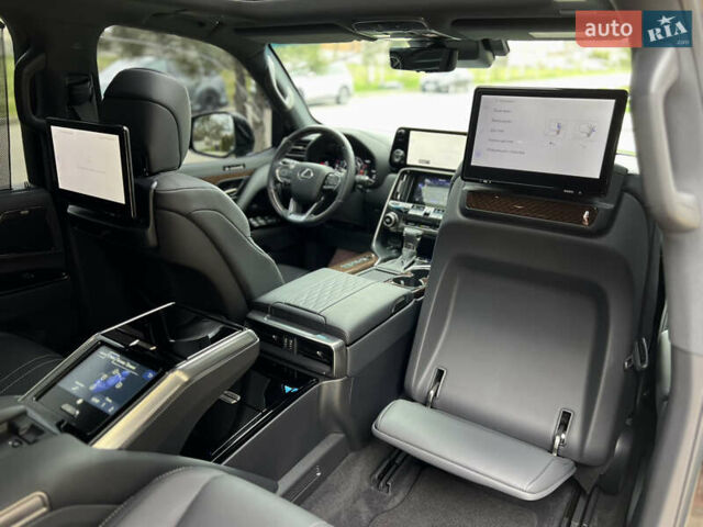 Черный Лексус ЛХ, объемом двигателя 3.45 л и пробегом 29 тыс. км за 145000 $, фото 41 на Automoto.ua