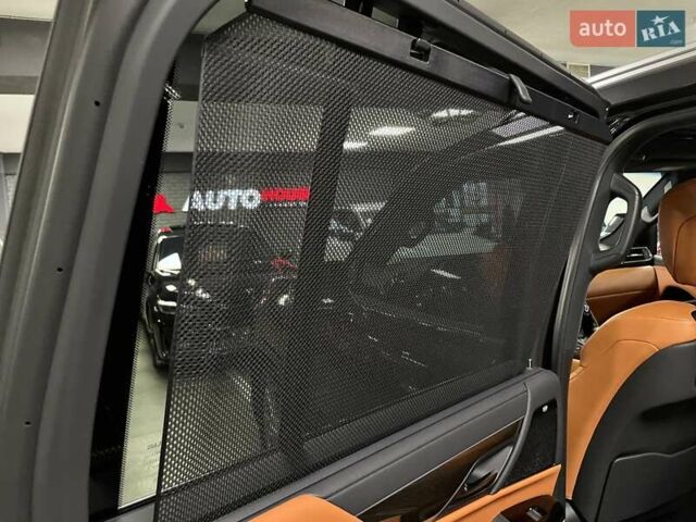 Черный Лексус ЛХ, объемом двигателя 3.45 л и пробегом 39 тыс. км за 133700 $, фото 39 на Automoto.ua