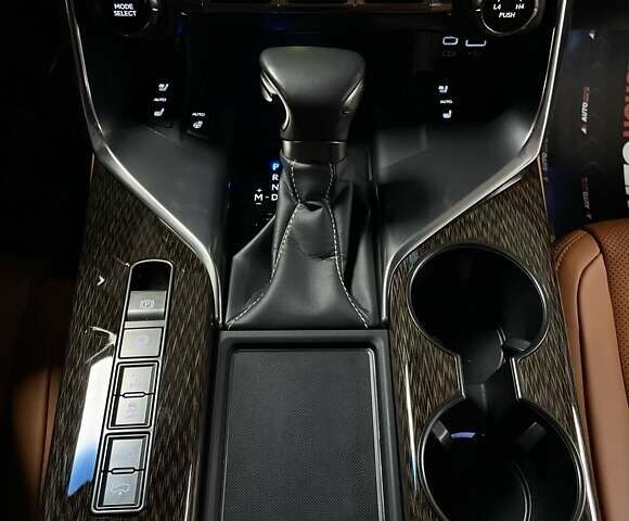 Лексус ЛХ 2023 в Львове на Automoto.ua Черный Лексус ЛХ, объемом двигателя 3.45 л и пробегом 38 тыс. км за 133700 $, фото 99 на Automoto.ua