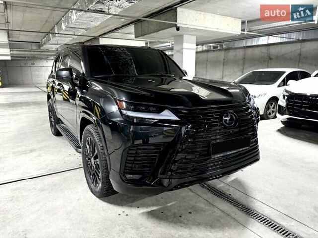 Черный Лексус ЛХ, объемом двигателя 3.35 л и пробегом 35 тыс. км за 125000 $, фото 17 на Automoto.ua
