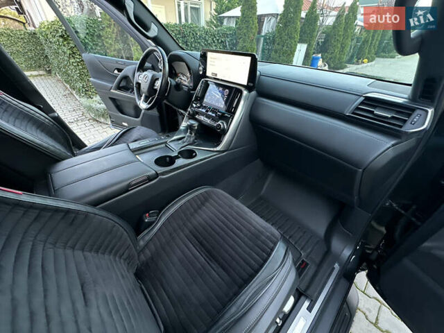 Чорний Лексус ЛХ, об'ємом двигуна 3.35 л та пробігом 120 тис. км за 99000 $, фото 90 на Automoto.ua