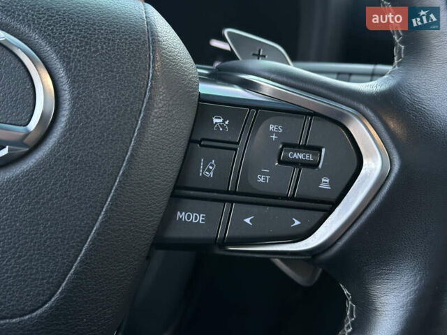 Чорний Лексус ЛХ, об'ємом двигуна 3.35 л та пробігом 120 тис. км за 99000 $, фото 75 на Automoto.ua