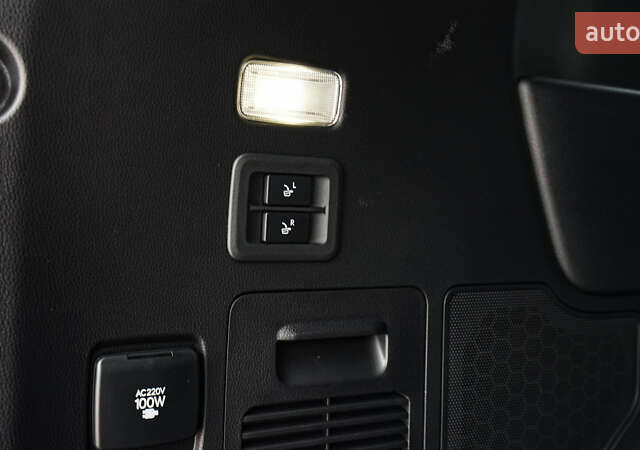 Черный Лексус ЛХ, объемом двигателя 3.45 л и пробегом 20 тыс. км за 130497 $, фото 10 на Automoto.ua