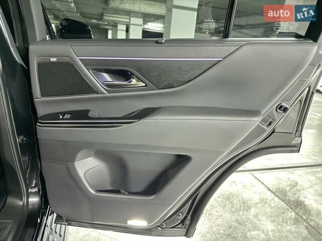 Черный Лексус ЛХ, объемом двигателя 3.35 л и пробегом 35 тыс. км за 125000 $, фото 30 на Automoto.ua