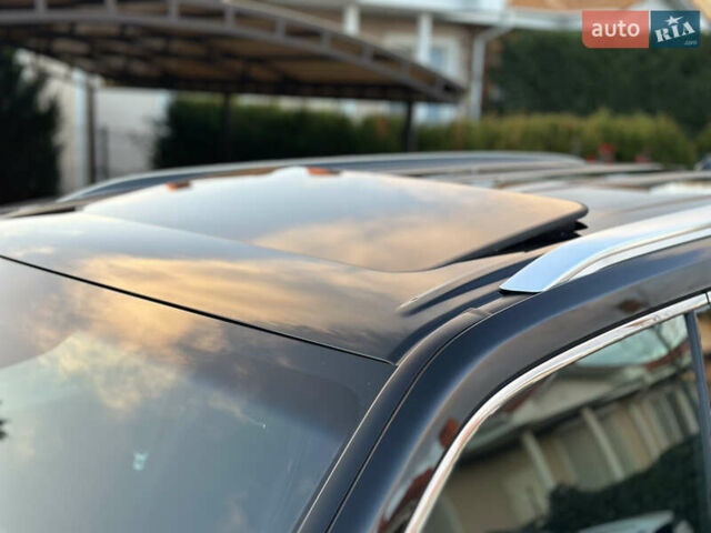 Чорний Лексус ЛХ, об'ємом двигуна 3.35 л та пробігом 120 тис. км за 99000 $, фото 22 на Automoto.ua