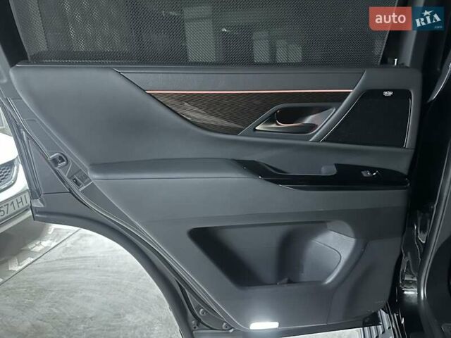 Черный Лексус ЛХ, объемом двигателя 3.45 л и пробегом 26 тыс. км за 137000 $, фото 30 на Automoto.ua