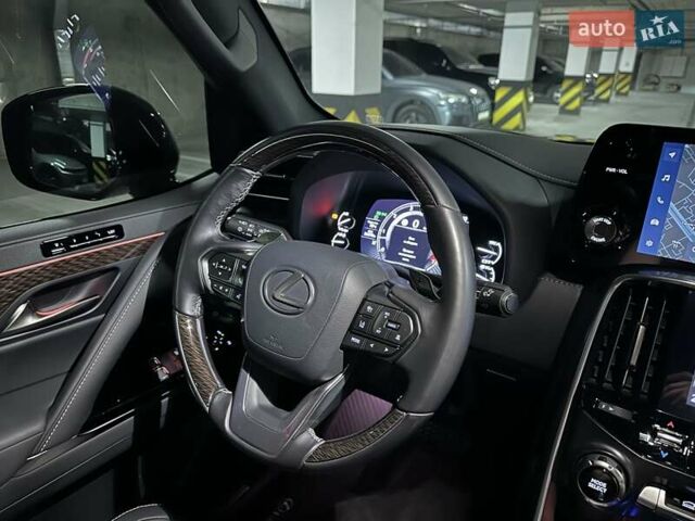 Черный Лексус ЛХ, объемом двигателя 3.45 л и пробегом 26 тыс. км за 137000 $, фото 56 на Automoto.ua