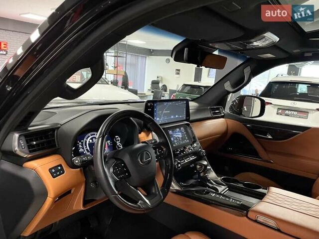 Лексус ЛХ 2023 в Львове на Automoto.ua Черный Лексус ЛХ, объемом двигателя 3.45 л и пробегом 38 тыс. км за 133700 $, фото 33 на Automoto.ua