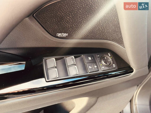 Лексус ЛХ 2023 в Одессе на Automoto.ua Черный Лексус ЛХ, объемом двигателя 3.35 л и пробегом 59 тыс. км за 114900 $, фото 16 на Automoto.ua