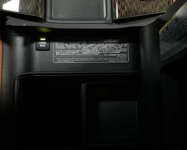 Черный Лексус ЛХ, объемом двигателя 3.45 л и пробегом 39 тыс. км за 133700 $, фото 101 на Automoto.ua