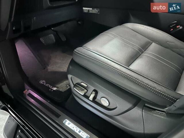 Черный Лексус ЛХ, объемом двигателя 3.45 л и пробегом 26 тыс. км за 137000 $, фото 26 на Automoto.ua