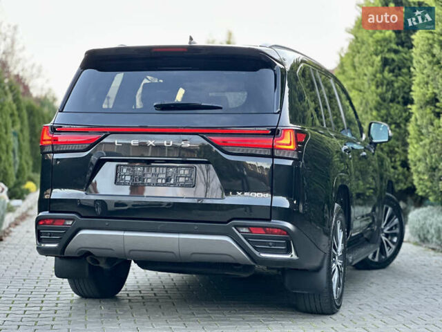 Чорний Лексус ЛХ, об'ємом двигуна 3.35 л та пробігом 120 тис. км за 99000 $, фото 12 на Automoto.ua