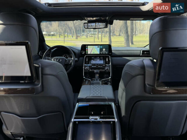 Черный Лексус ЛХ, объемом двигателя 3.45 л и пробегом 10 тыс. км за 146000 $, фото 22 на Automoto.ua