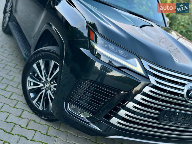 Чорний Лексус ЛХ, об'ємом двигуна 3.35 л та пробігом 120 тис. км за 99000 $, фото 14 на Automoto.ua