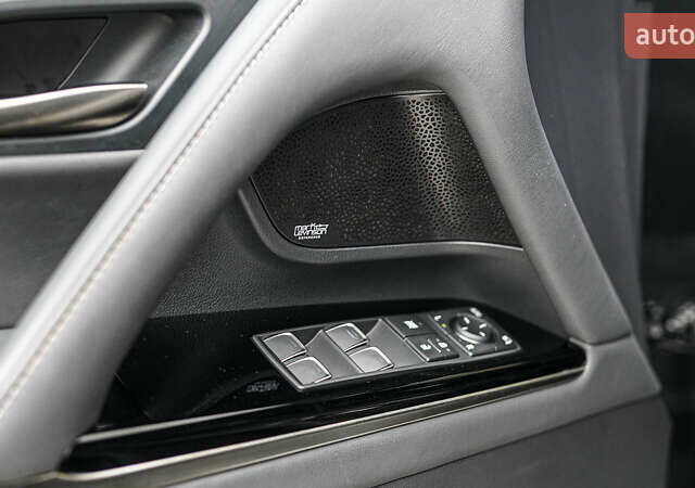 Черный Лексус ЛХ, объемом двигателя 3.45 л и пробегом 20 тыс. км за 130497 $, фото 14 на Automoto.ua