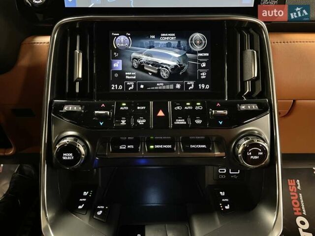 Лексус ЛХ 2023 в Львове на Automoto.ua Черный Лексус ЛХ, объемом двигателя 3.45 л и пробегом 38 тыс. км за 133700 $, фото 92 на Automoto.ua