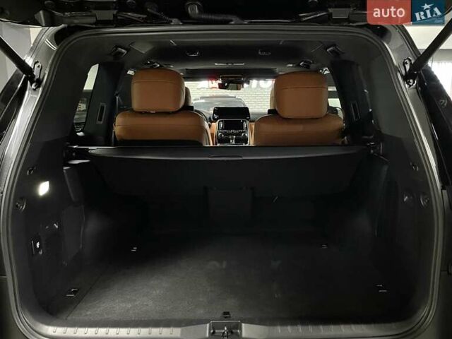 Черный Лексус ЛХ, объемом двигателя 3.45 л и пробегом 39 тыс. км за 133700 $, фото 23 на Automoto.ua