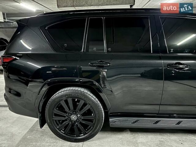 Черный Лексус ЛХ, объемом двигателя 3.45 л и пробегом 26 тыс. км за 137000 $, фото 15 на Automoto.ua