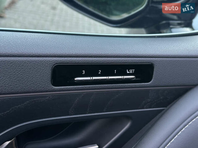 Чорний Лексус ЛХ, об'ємом двигуна 3.35 л та пробігом 120 тис. км за 99000 $, фото 50 на Automoto.ua