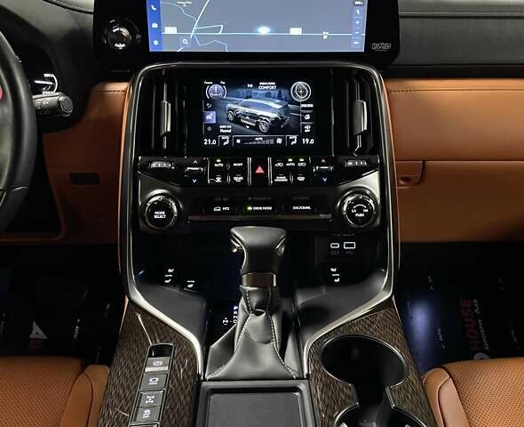 Лексус ЛХ 2023 в Львове на Automoto.ua Черный Лексус ЛХ, объемом двигателя 3.45 л и пробегом 38 тыс. км за 133700 $, фото 83 на Automoto.ua