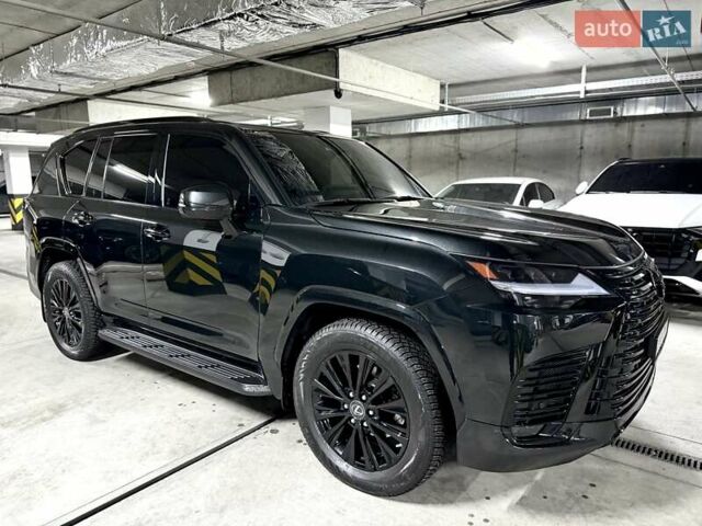 Черный Лексус ЛХ, объемом двигателя 3.35 л и пробегом 35 тыс. км за 125000 $, фото 15 на Automoto.ua