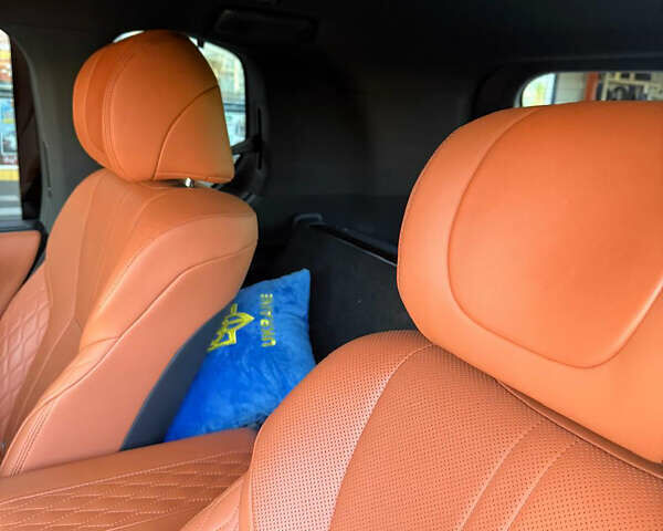 Черный Лексус ЛХ, объемом двигателя 3.45 л и пробегом 96 тыс. км за 111000 $, фото 7 на Automoto.ua