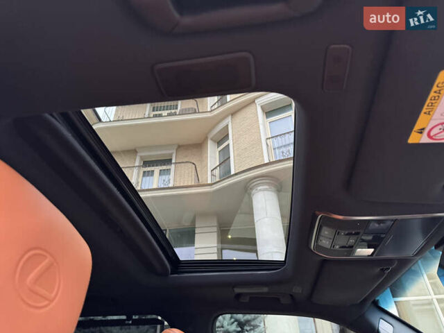 Черный Лексус ЛХ, объемом двигателя 3.45 л и пробегом 2 тыс. км за 139000 $, фото 48 на Automoto.ua