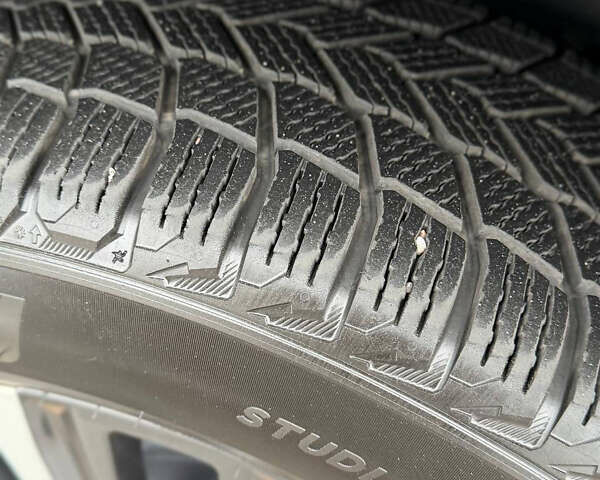 Черный Лексус ЛХ, объемом двигателя 3.35 л и пробегом 69 тыс. км за 114500 $, фото 9 на Automoto.ua