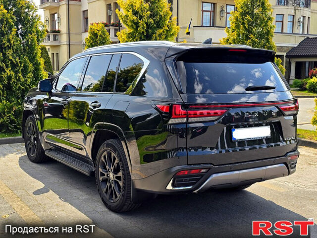 Чорний Лексус ЛХ, об'ємом двигуна 3.3 л та пробігом 38 тис. км за 118500 $, фото 11 на Automoto.ua
