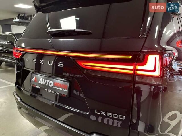 Лексус ЛХ 2023 в Львове на Automoto.ua Черный Лексус ЛХ, объемом двигателя 3.45 л и пробегом 38 тыс. км за 133700 $, фото 106 на Automoto.ua