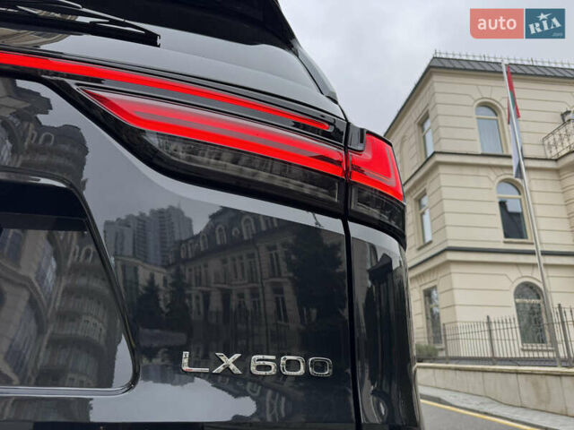 Черный Лексус ЛХ, объемом двигателя 3.45 л и пробегом 2 тыс. км за 139000 $, фото 24 на Automoto.ua