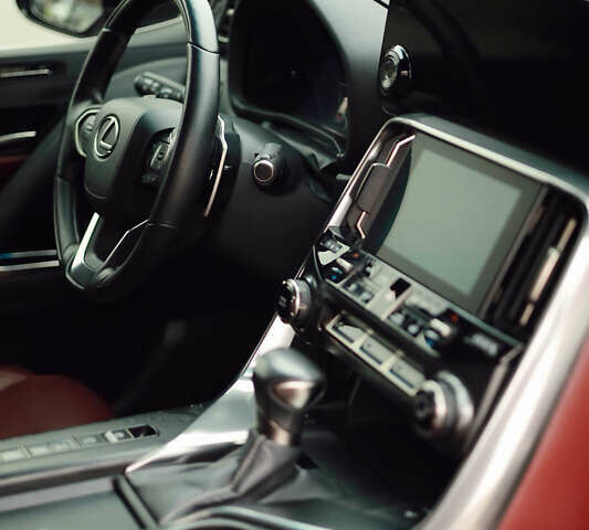 Черный Лексус ЛХ, объемом двигателя 3.35 л и пробегом 56 тыс. км за 116999 $, фото 34 на Automoto.ua