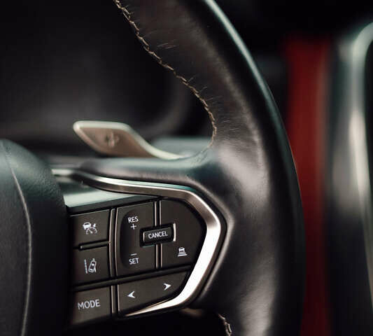 Черный Лексус ЛХ, объемом двигателя 3.35 л и пробегом 56 тыс. км за 116999 $, фото 26 на Automoto.ua