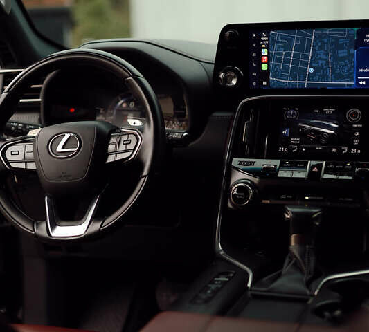 Черный Лексус ЛХ, объемом двигателя 3.35 л и пробегом 56 тыс. км за 116999 $, фото 24 на Automoto.ua