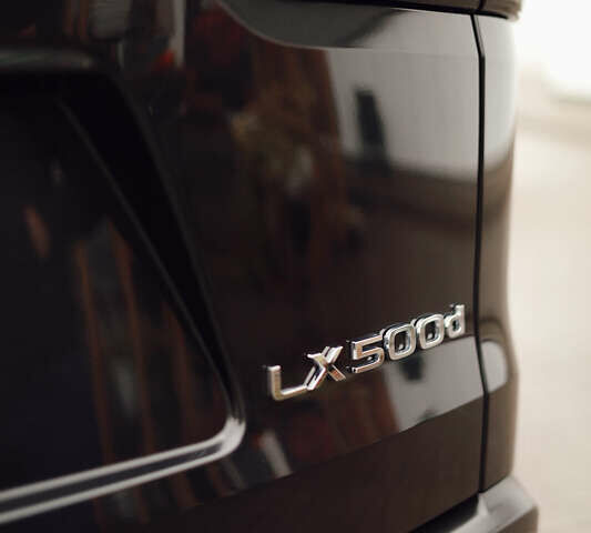 Черный Лексус ЛХ, объемом двигателя 3.35 л и пробегом 56 тыс. км за 116999 $, фото 38 на Automoto.ua