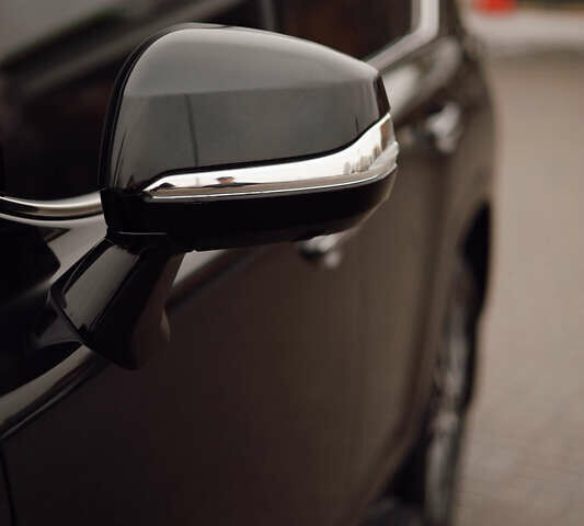 Черный Лексус ЛХ, объемом двигателя 3.35 л и пробегом 56 тыс. км за 116999 $, фото 39 на Automoto.ua