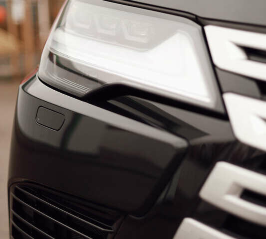 Черный Лексус ЛХ, объемом двигателя 3.35 л и пробегом 56 тыс. км за 116999 $, фото 13 на Automoto.ua