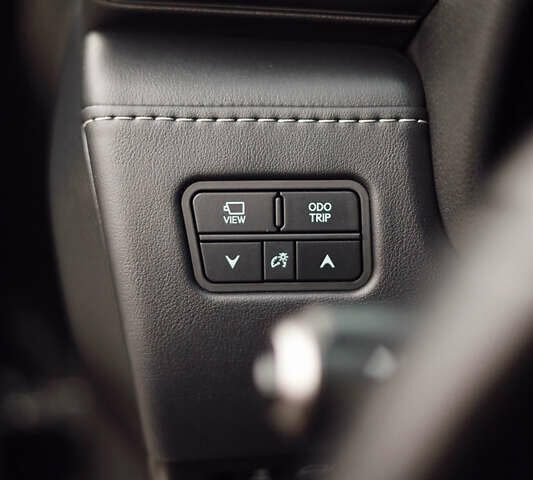 Черный Лексус ЛХ, объемом двигателя 3.35 л и пробегом 56 тыс. км за 116999 $, фото 28 на Automoto.ua