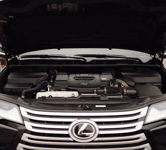 Черный Лексус ЛХ, объемом двигателя 3.35 л и пробегом 56 тыс. км за 116999 $, фото 41 на Automoto.ua