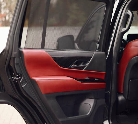 Черный Лексус ЛХ, объемом двигателя 3.35 л и пробегом 56 тыс. км за 116999 $, фото 18 на Automoto.ua